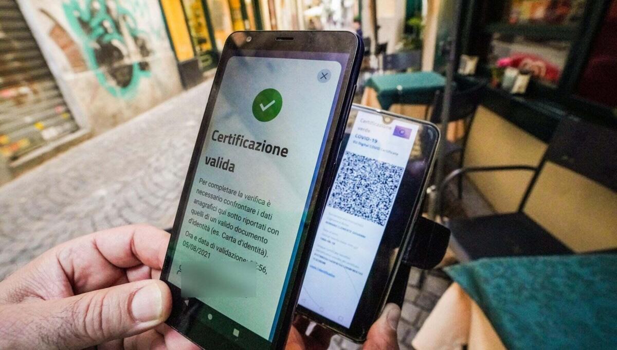 Green pass, dal 10 ottobre esteso l’obbligo a milioni di lavoratori Green pass, fonte moto.it