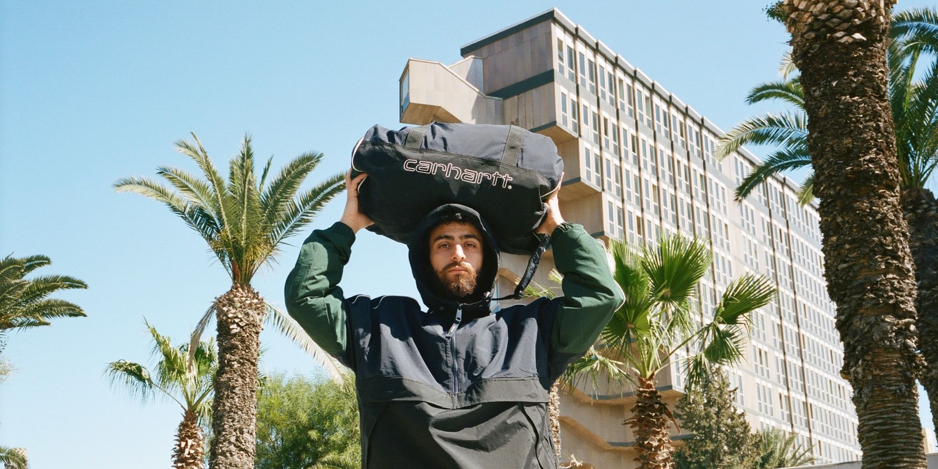 Carhartt, lo streetwear americano che diventa simbolo di moda