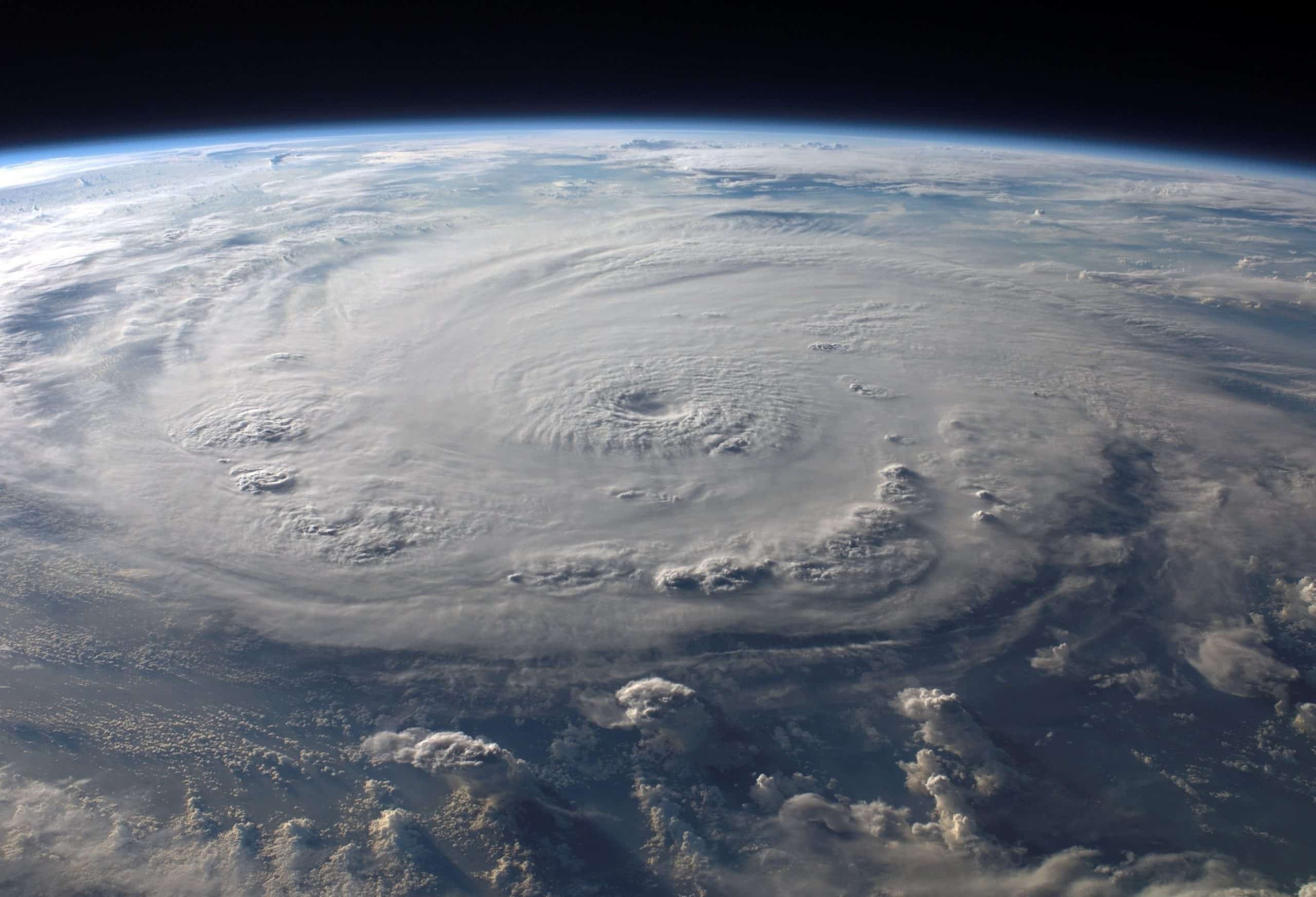 L’uragano Nicholas si sta abbattendo su Texas e Louisiana
