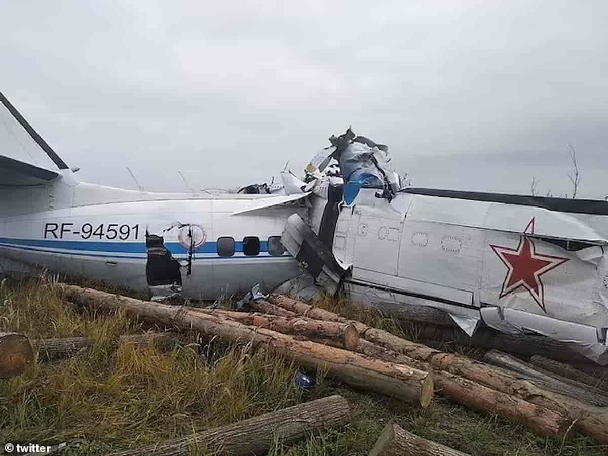 Incidente aereo in Russia: morti 15 paracadutisti incidente aereo in Russia