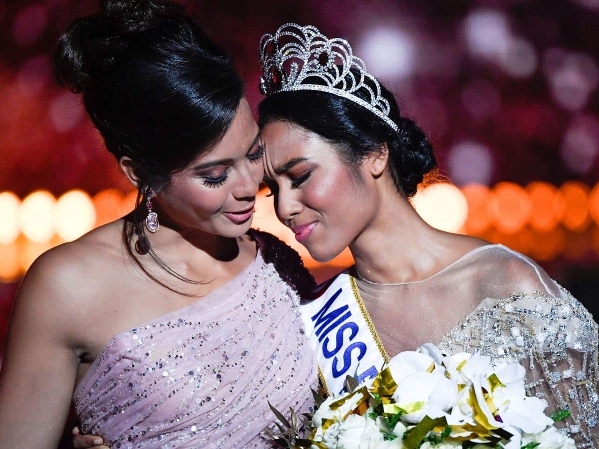 Femministe contro Miss France: “Forma di controllo del corpo della donna”
