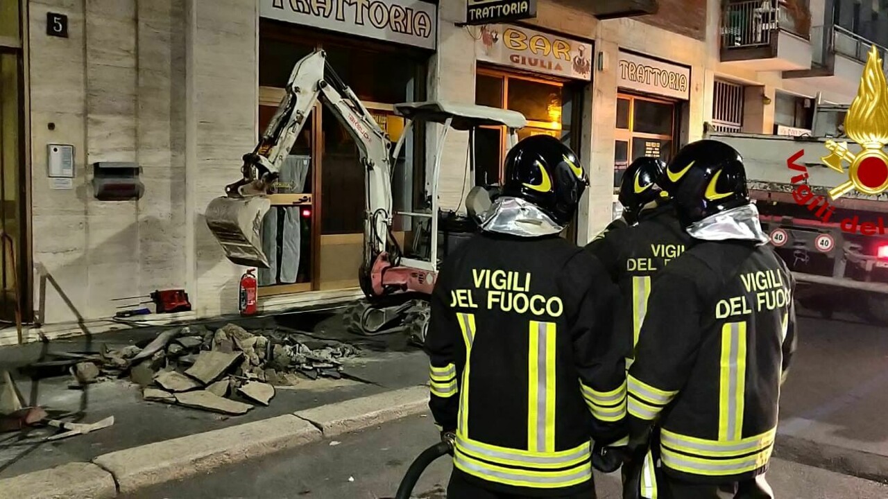 Fuga di gas a Milano, 80 persone evacuate in via Desenzano
