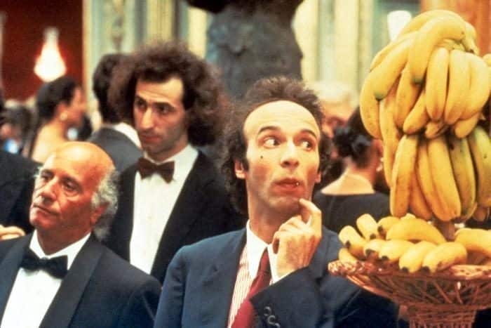 Roberto Benigni: Johnny Stecchino ruba ancora banane