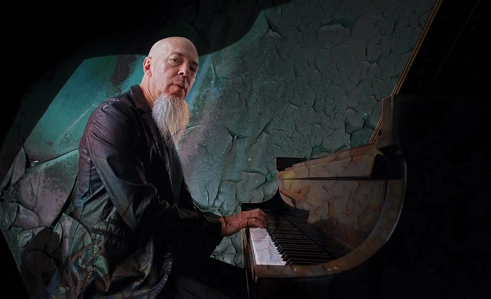 Jordan Rudess, l’eclettico tastierista dei Dream Theater Jordan Rudess, l'eclettico tastierista dei Dream Theater