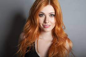 Sugar, Katherine McNamara è la protagonista del nuovo thriller