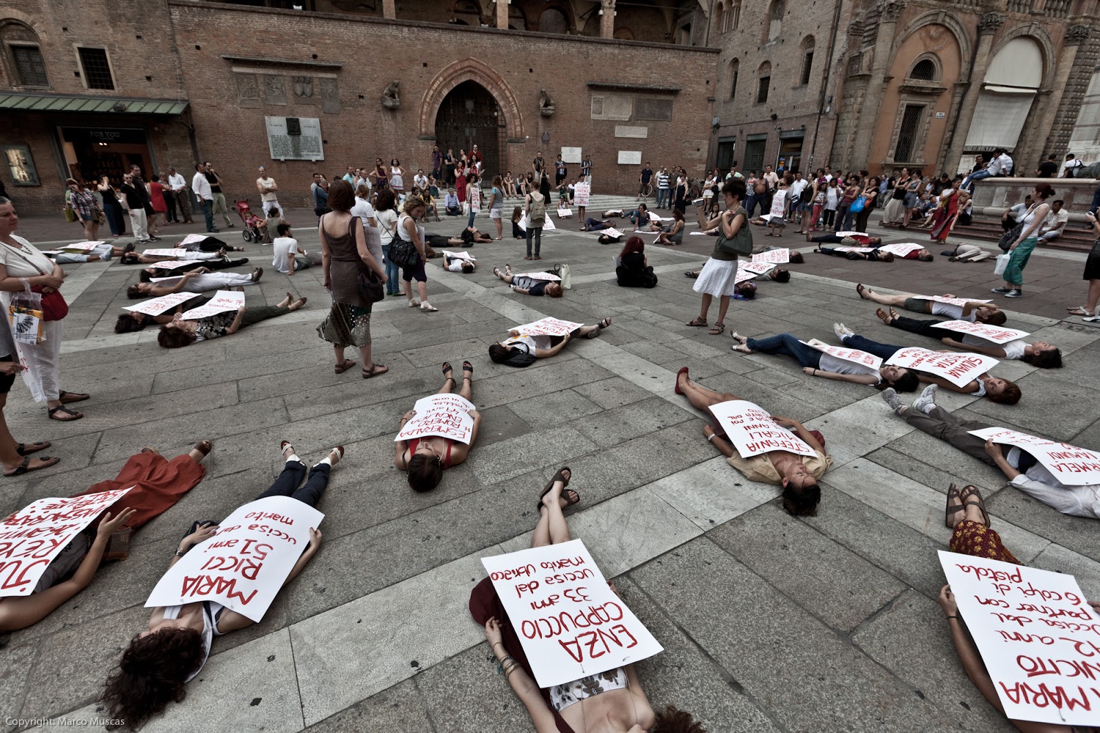 Arriva il “reddito di libertà” per aiutare le donne vittime di violenza