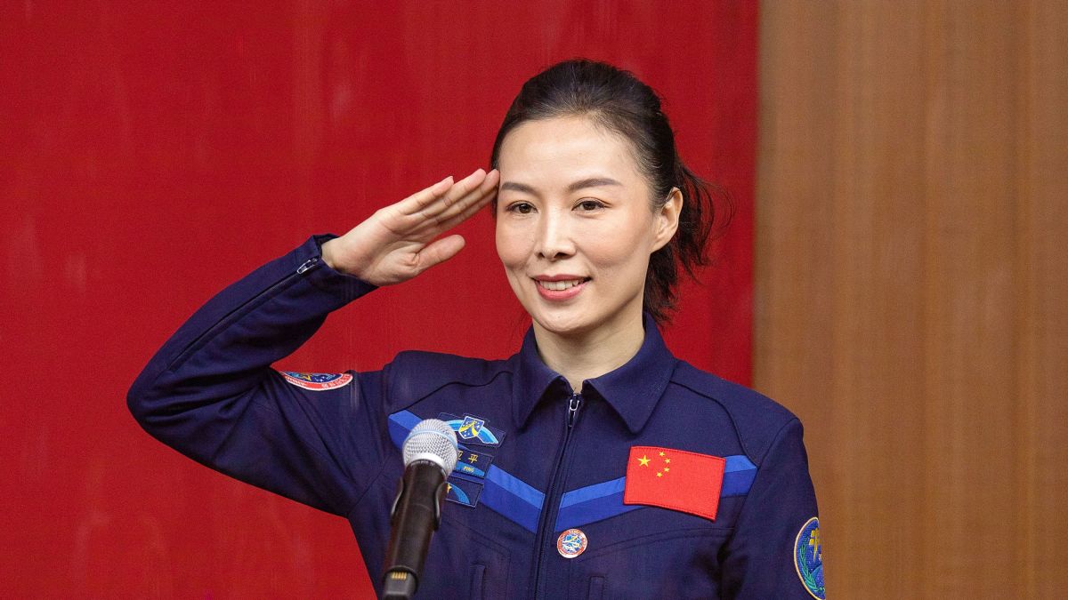 Cina, Wang Yaping è la prima astronauta in passeggiata spaziale
