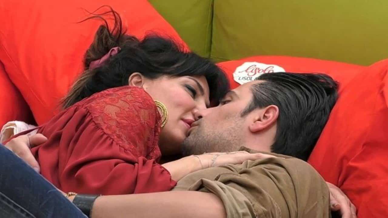 Miriana Trevisan dopo l’eliminazione di Biagio D’Anelli: “Mi detto ti amo e anche io lo amo”
