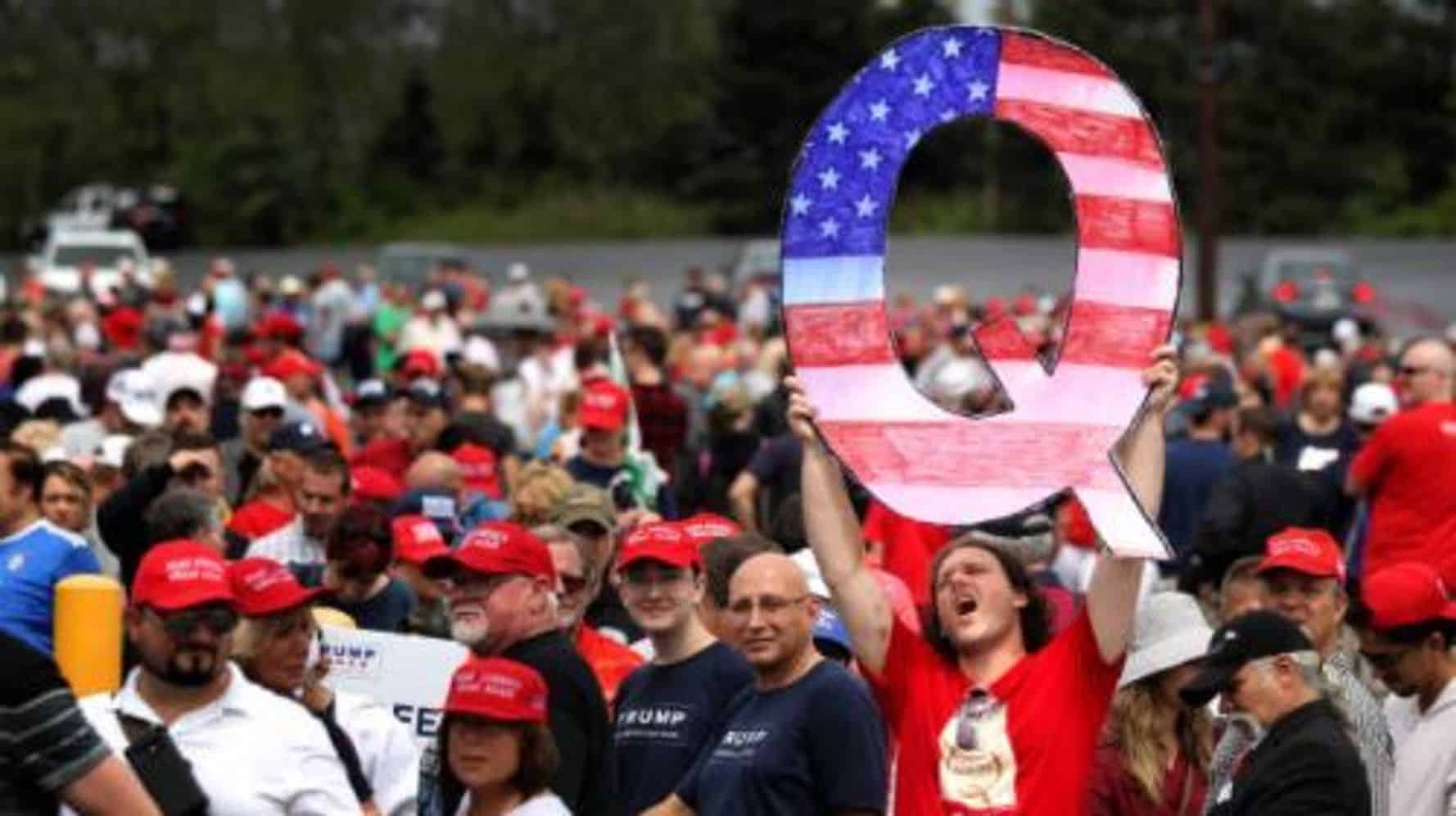 Il nuovo leader di QAnon è una bambina di 13 anni