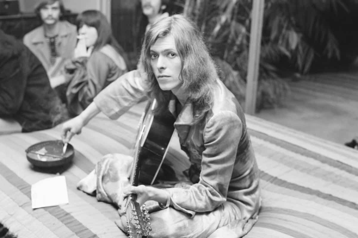 David Bowie: l’omaggio a Biff Rose con “Fill Your Heart”