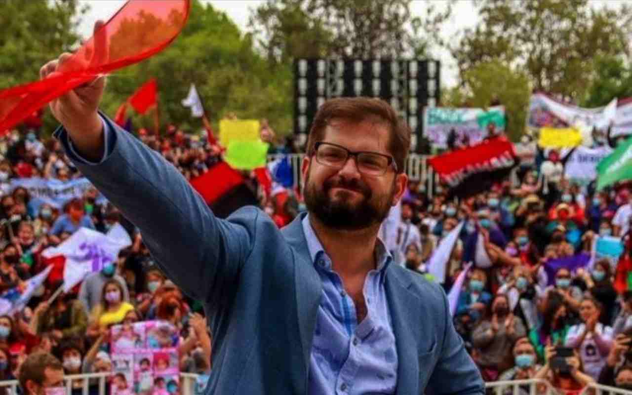Gabriel Boric, chi è il nuovo Presidente del Cile Gabriel Boric