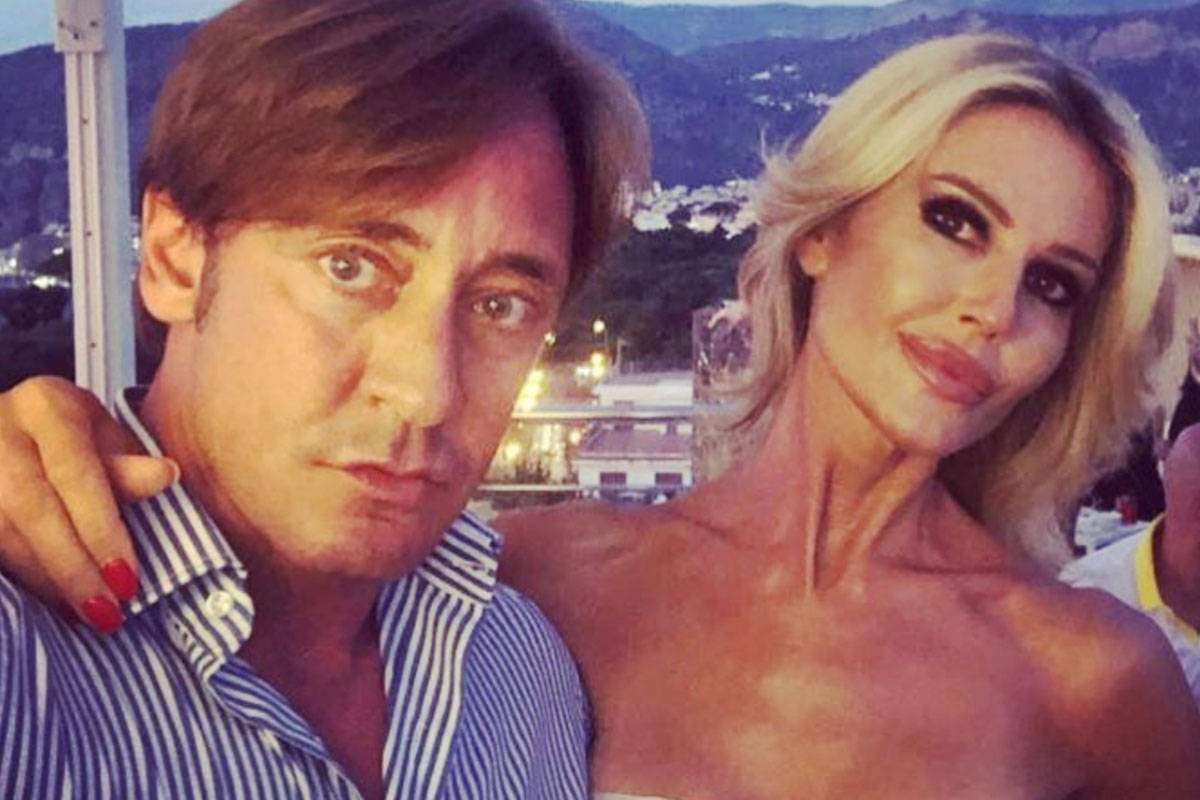 Andrea Ippoliti, chi è l’ex compagno di Nathaly Caldonazzo: “Mi ha lasciato per una tentatrice di Temptation” Nathalie Caldonazzo, l'ex è Andrea Ippoliti