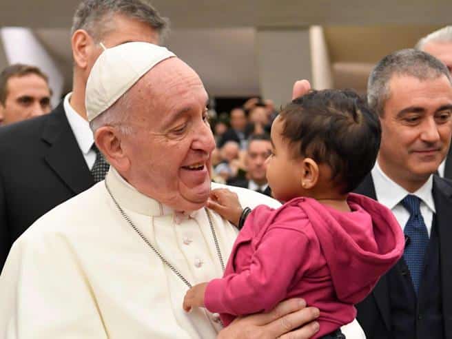 Papa a Lesbo per i Profughi: Erdogan contrariato