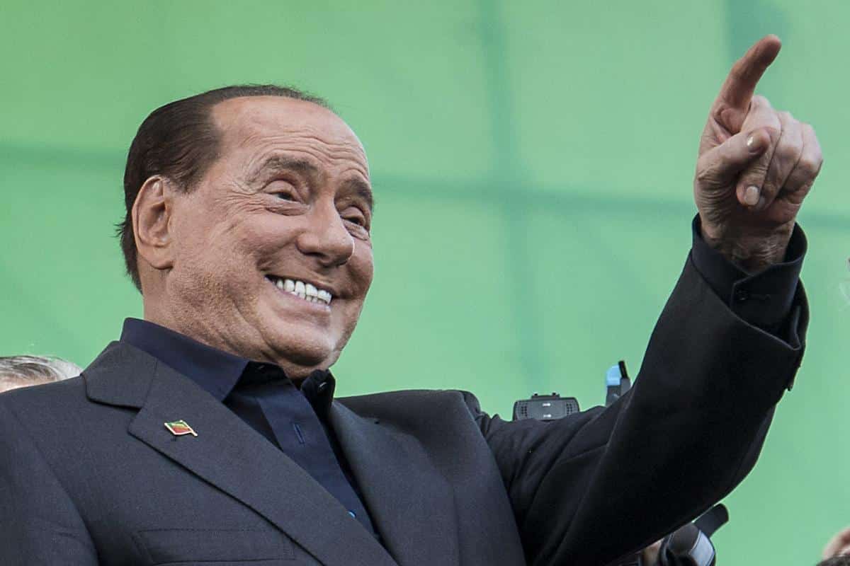In Quirinale è attesa la decisione di Berlusconi verso il ritiro