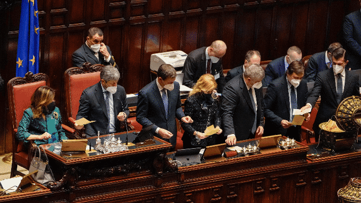 Draghi, Casini, Belloni, Cartabia e Cassese: i nomi caldi per il Quirinale nel giorno del quorum