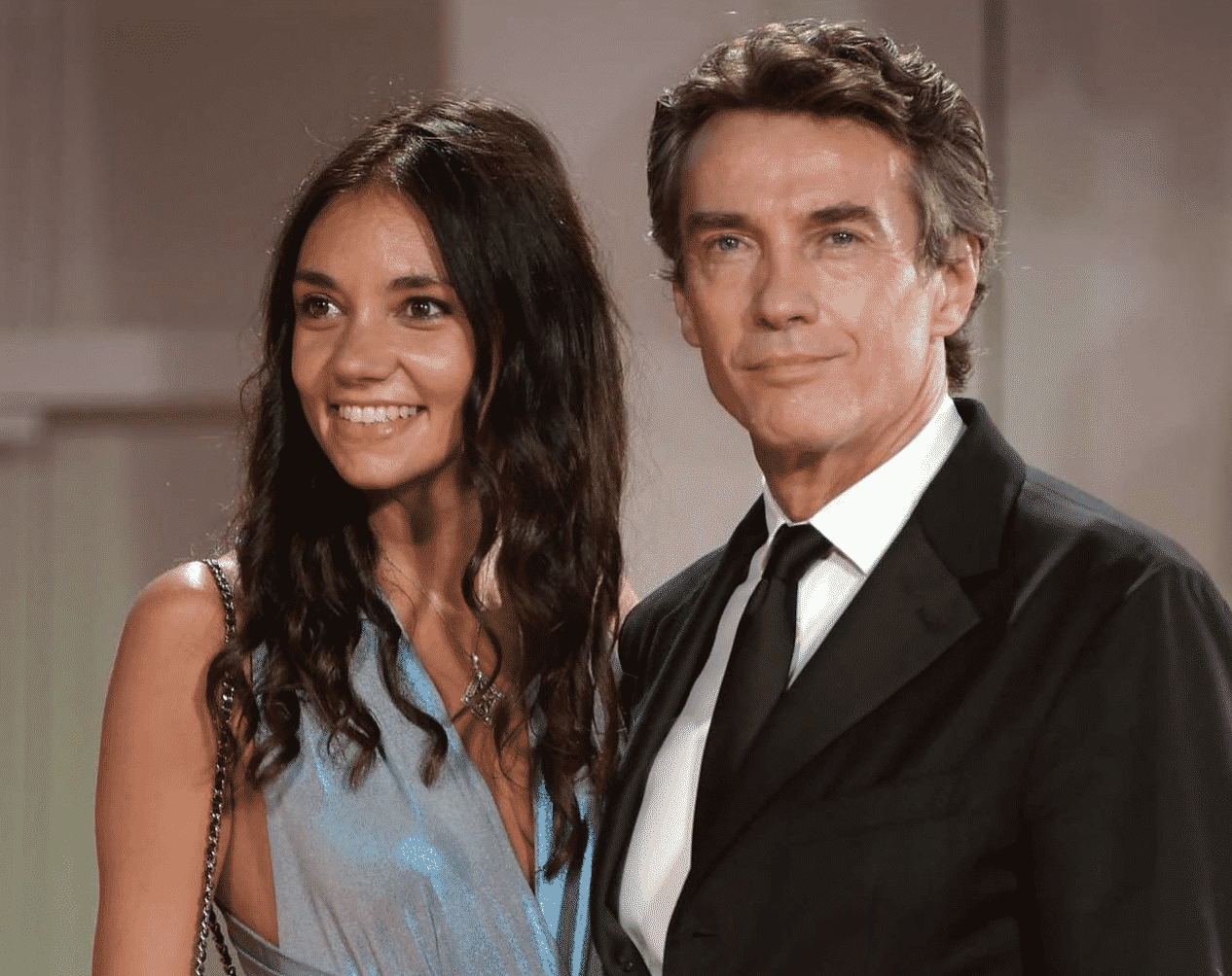 Alessio Boni, chi è la fidanzata Nina Verdelli: “Non vogliamo sposarci” Alessio Boni e la moglie Nina Verdelli