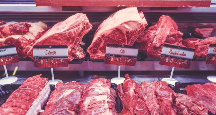 La Francia impone l’obbligo di origine della carne nei menu dall’1 marzo