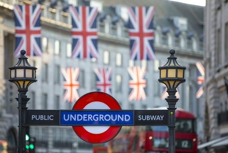 Metropolitana di Londra, 159 anni fa l’inaugurazione Metropolitana di Londra