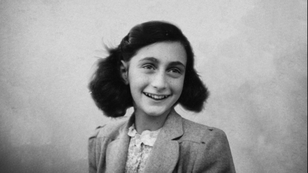 Anne Frank fu tradita: un notaio ebreo denunciò lei e la sua famiglia alla Gestapo