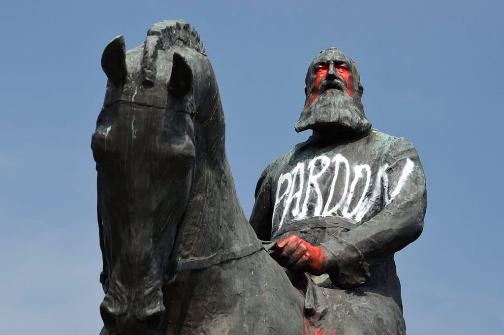 Belgio: la cancel culture contro la statua di re Leopoldo II