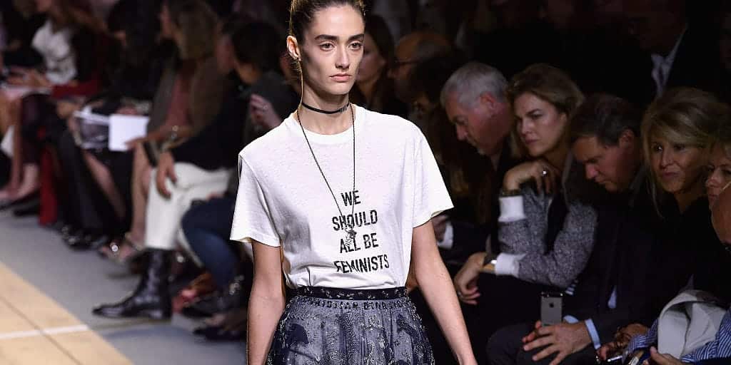 Maria Grazia Chiuri e la sfilata di debutto per Dior: un inno al femminismo