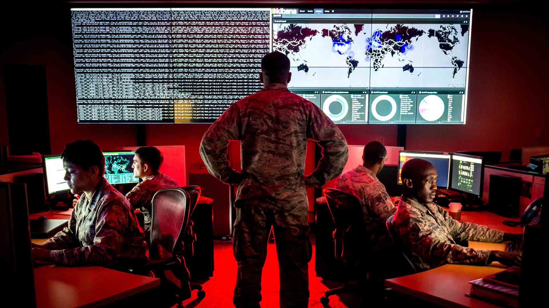 Guerra a 365°: ora è anche cibernetica