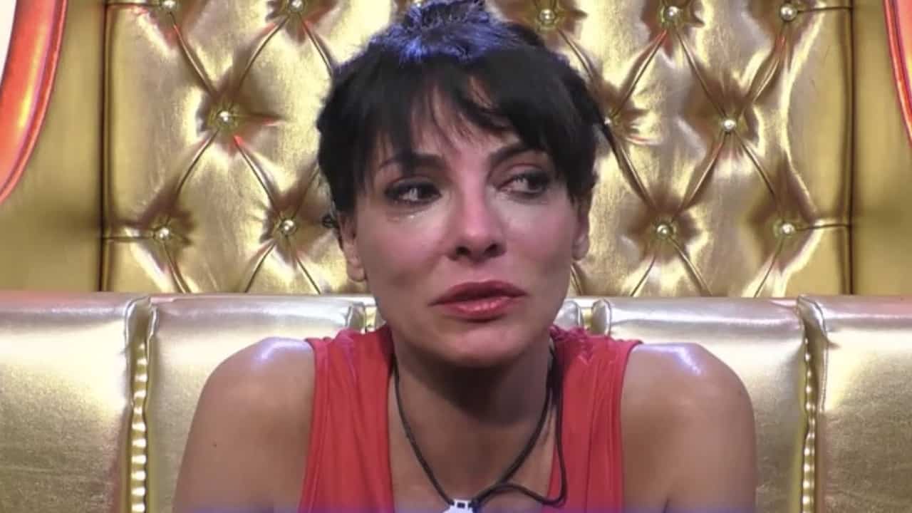 Biagio D’Anelli deluso da Miriana Trevisan: “Mi ha distrutto”, lei replica “Non è sincero”