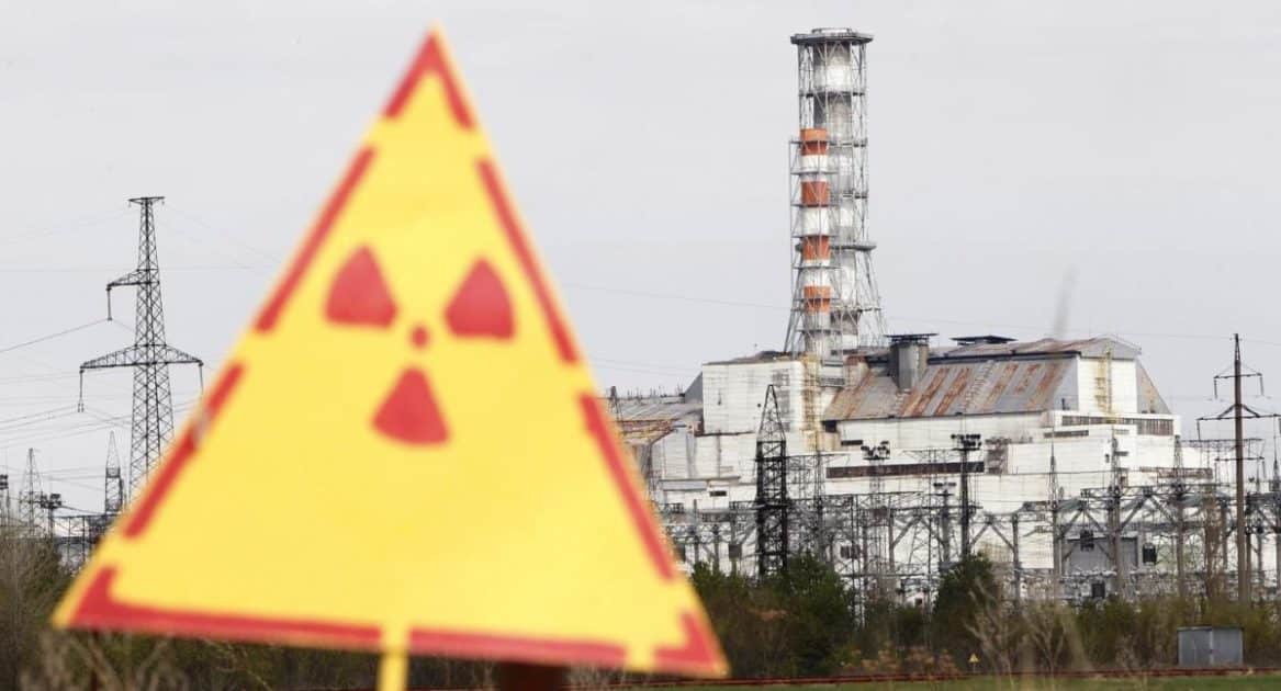 I soldati russi hanno preso in ostaggio il personale delle strutture di Chernobyl