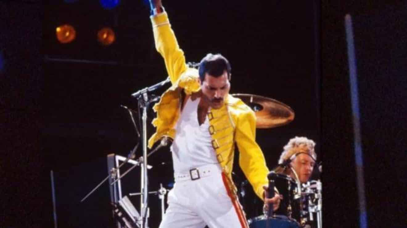 L’addio al palco di Freddie Mercury e il suo saluto al pubblico
