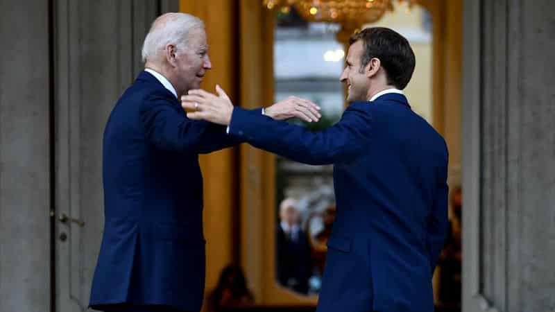 Biden e Macron uniti nel difendere la sovranità dell’Ucraina