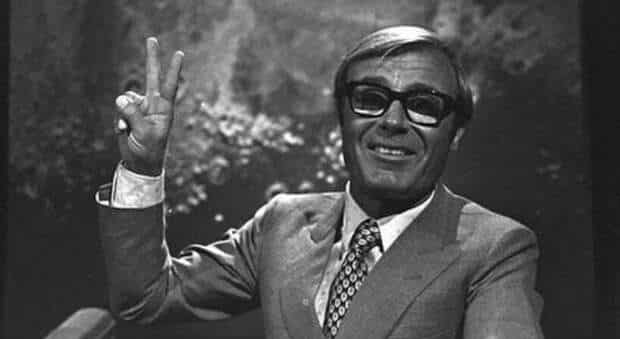 È morto Tito Stagno, il giornalista che raccontò lo sbarco sulla luna Morto Tito Stagno volto storico del giornalismo
