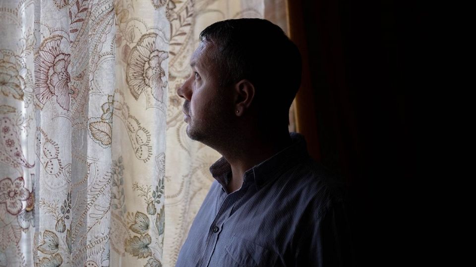 Totò Cascio: “A Occhi Aperti”, il cortometraggio che racconta la malattia dell’attore toto cascio ad occhi aperti il racconto della malattia dell'attore