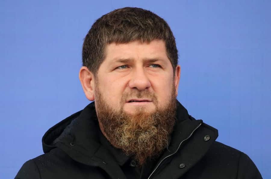 Mosca ha inviato in Ucraina il sanguinario leader ceceno, chi è Ramzan Kadyrov