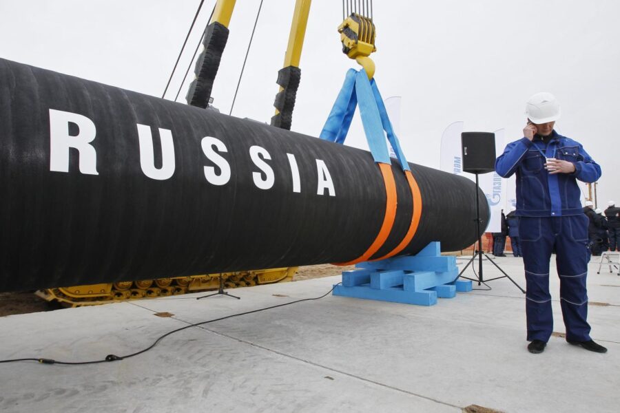 Guerra in Ucraina, Russia minaccia di chiudere il gas: le conseguenze