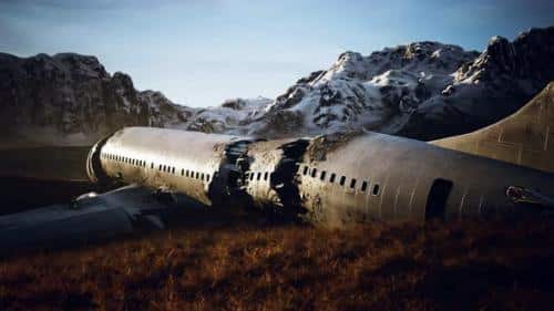 Aereo con 132 persone a bordo si schianta in Cina