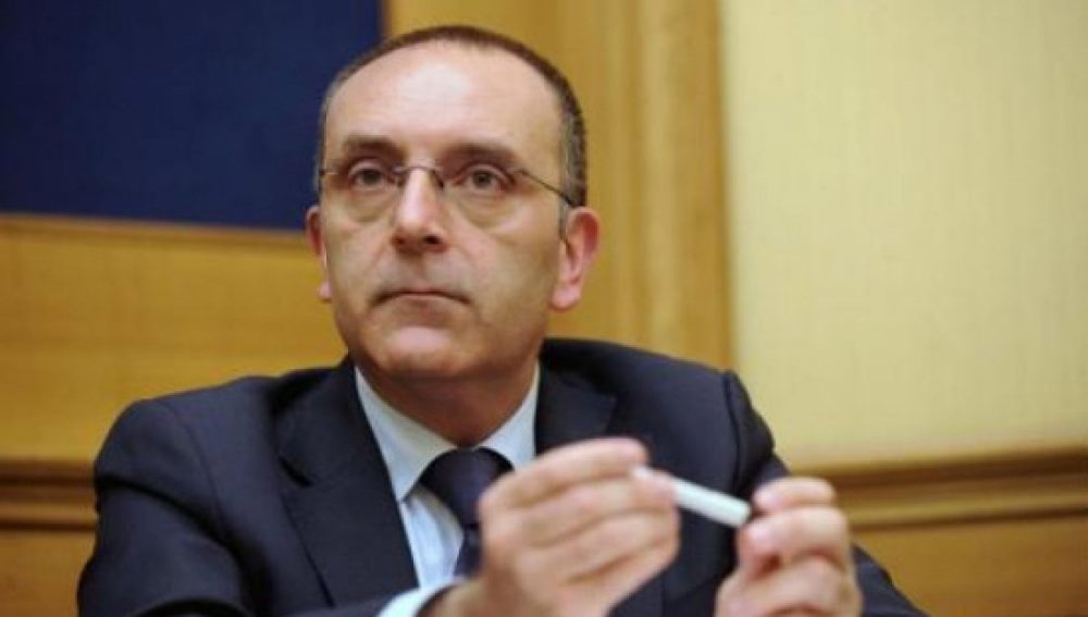 M5S, anche Petrocelli scettico sull’uso delle armi
