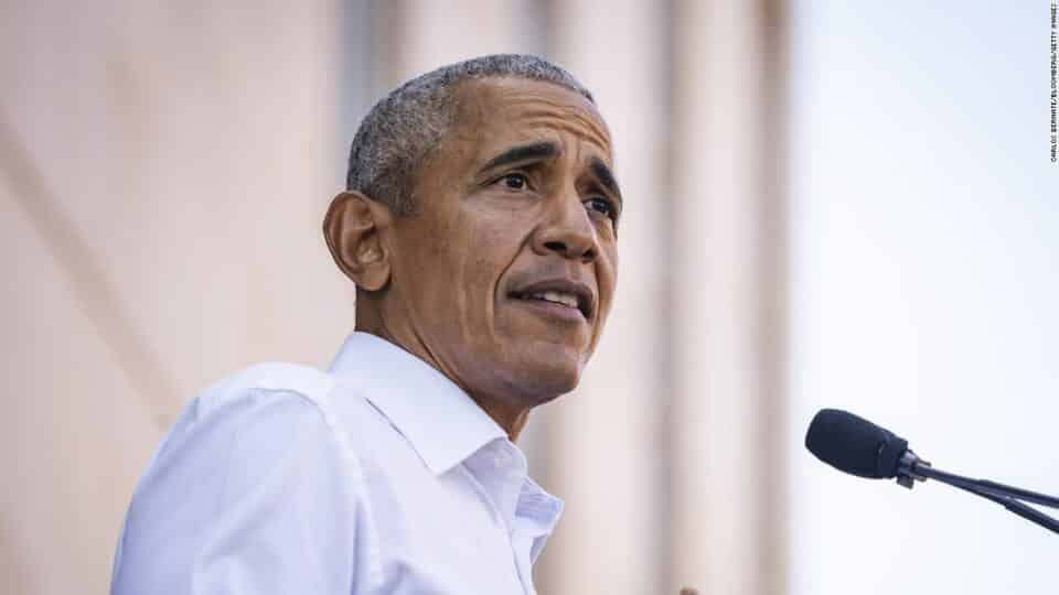Barack Obama positivo al Covid: «Grato di essere vaccinato» Photo Credits - Calabria7