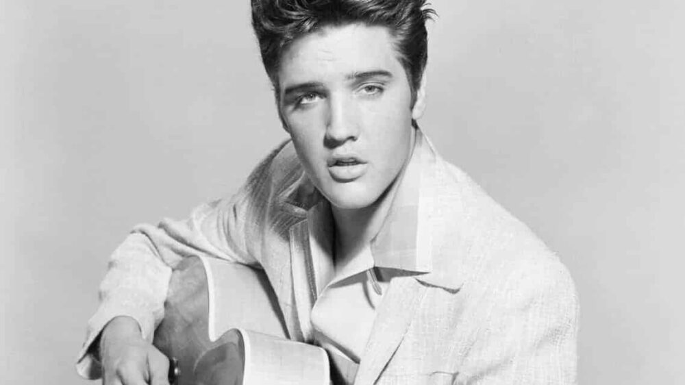 Elvis Presley: il Re del Rock and Roll Elvis Presley