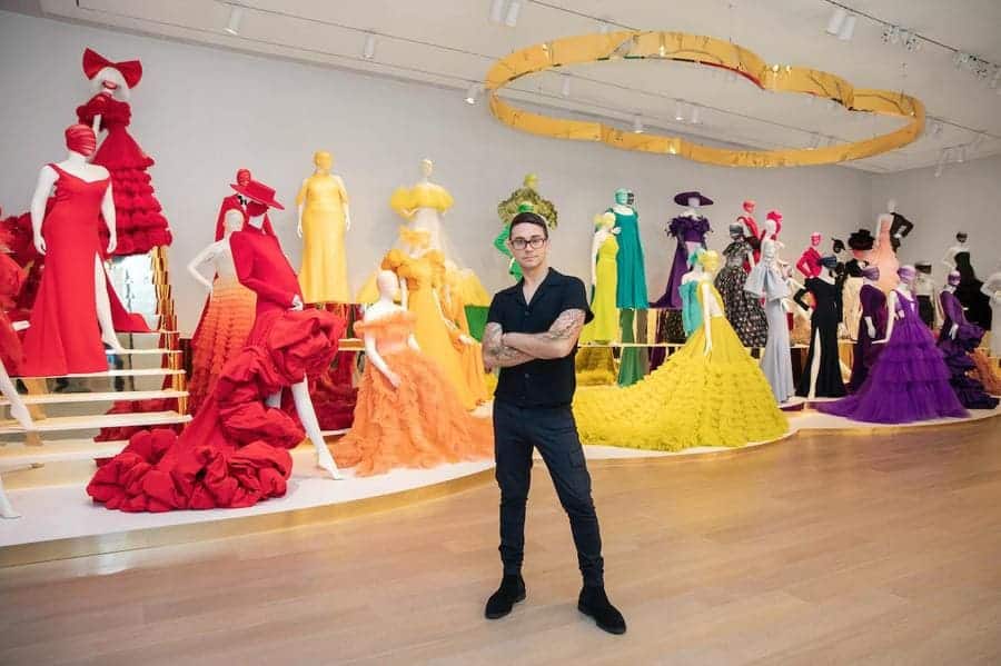 Christian Siriano mette all’asta un suo abito per supportare la popolazione ucraina Christian Siriano - Photo Credits artfixdaily.com