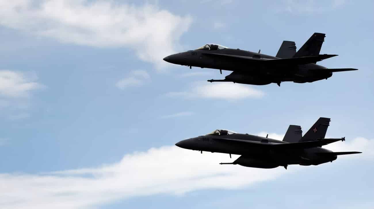 Spazio aereo violato: jet russi sopra la Svezia