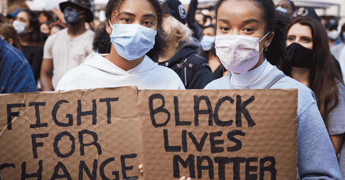 America, oltre razzismo e autorità