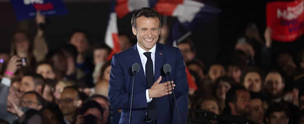 Francia, Macron rieletto col 58% di voti e Le Pen al 41: estrema destra mai così forte dal 1958