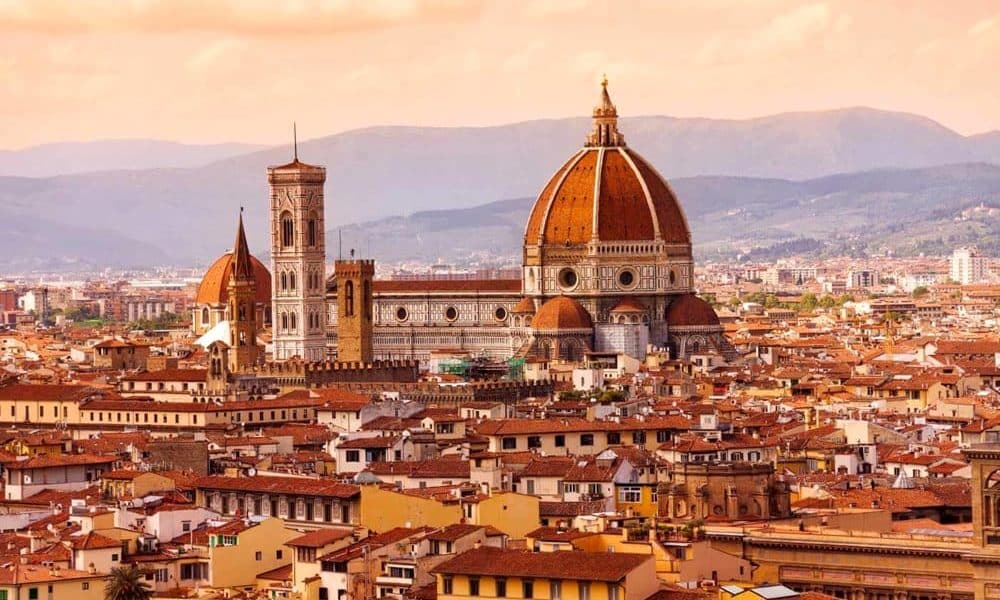 Métiers d’art di Chanel, Angèle ospite alla sfilata 5 posti instagrammabili Firenze - Credit © tgtourism.tv