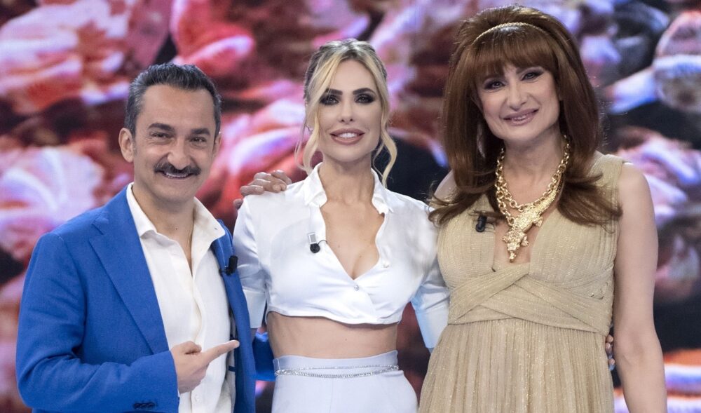 “Isola Dei Famosi”, anticipazioni puntata del 7 aprile: nuova eliminazione a Playa Sgamada Isola Dei Famosi, nuovo appuntamento stasera 7 aprile su Canale 5