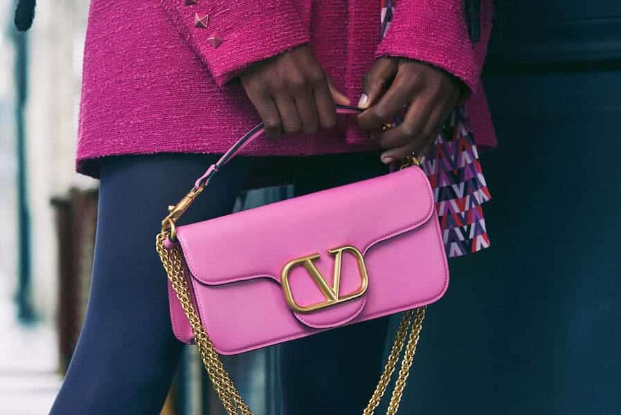 Valentino e la nuova Locò bag, il fascino urbano Valentino Locò bag – Photo Credits the-collector.it