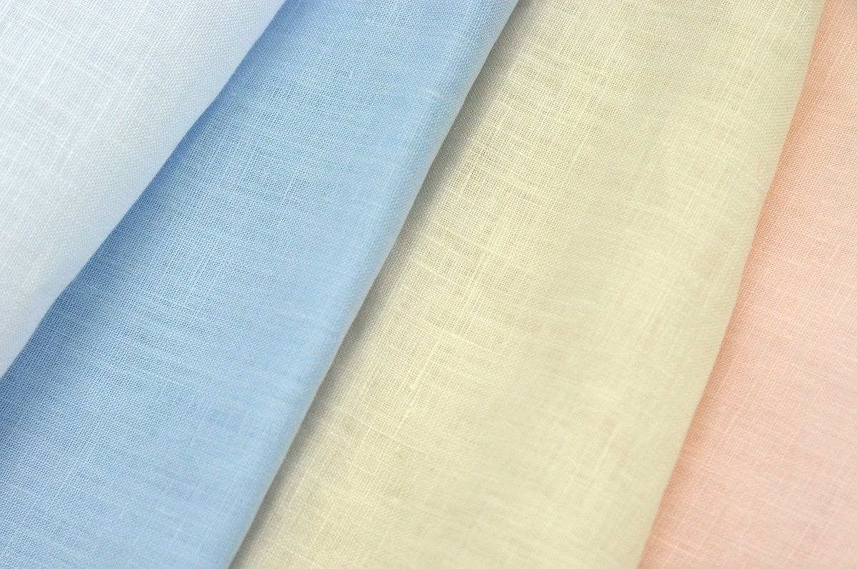 Camicia di lino, il capo che fa estate