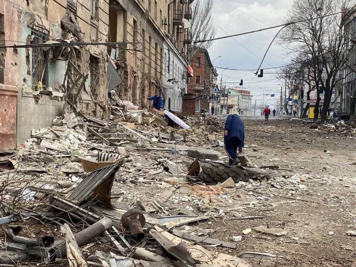 Ucraina: operazioni di salvataggio a Mariupol
