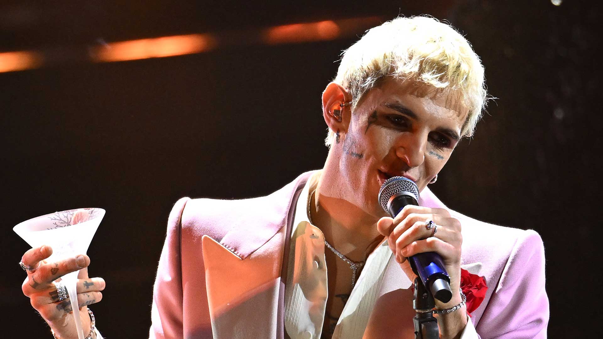 Bam Bam Twist, nasce il cocktail di Achille Lauro Bam Bam Twist Achille Lauro -coqtailmilano.com