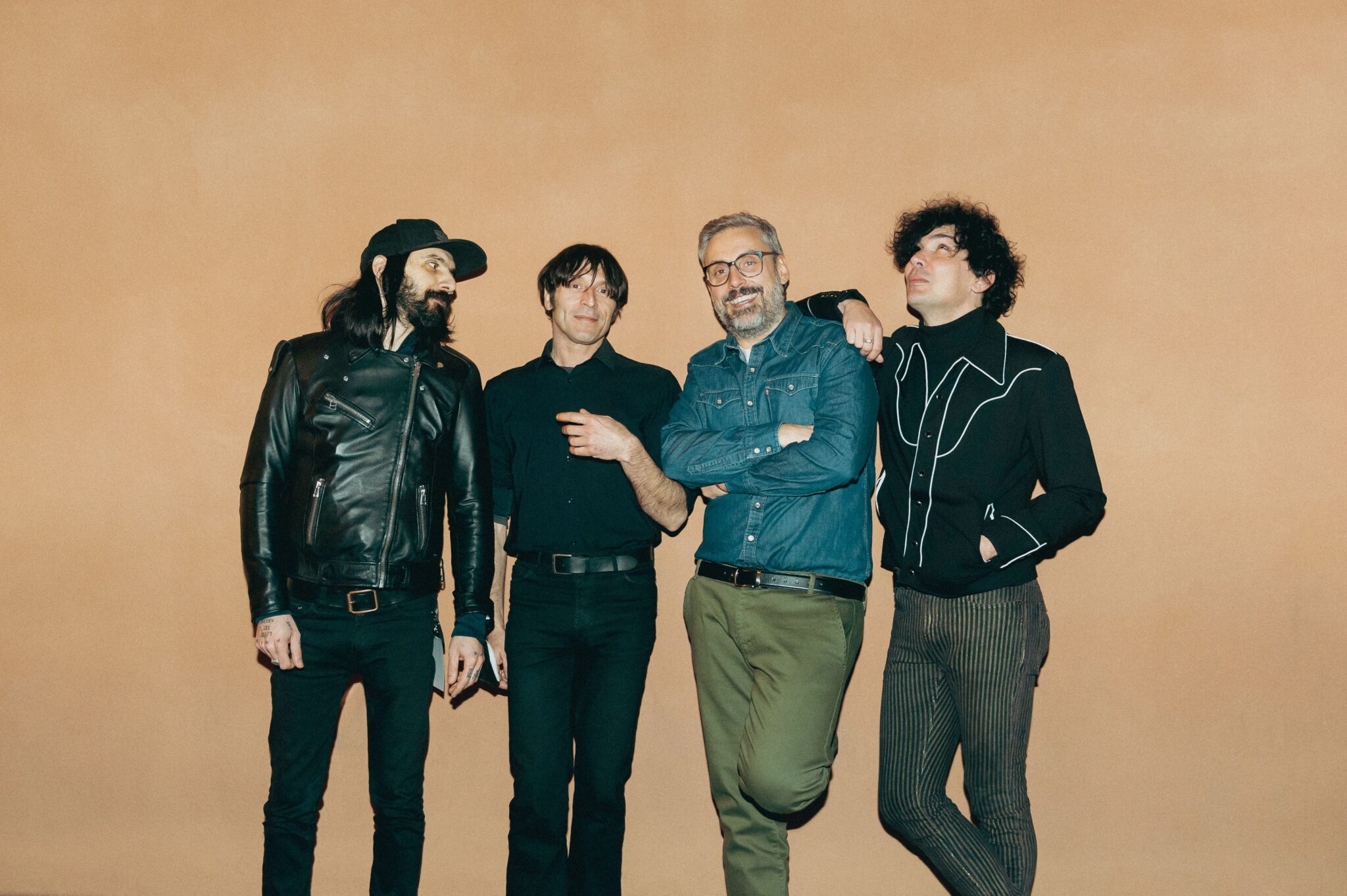 The Zen Circus feat Brunori Sas, il 13 Maggio il nuovo singolo ” Ok boomer” Zen circus Brunori Sas - ph.Elisa Modesti