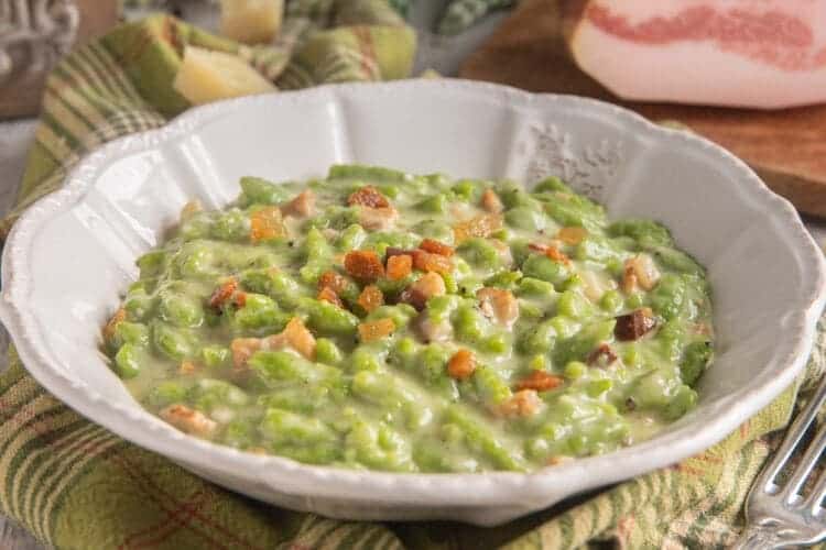 È sempre mezzogiorno: gli Spatzle agli spinaci, cacio, pepe e guanciale di Sonia Peronaci Sonia Peronaci Spatzle – Photo Credits soniaperonaci.it